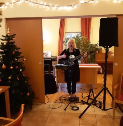 Auftritt Frau Rey – Bild 1
